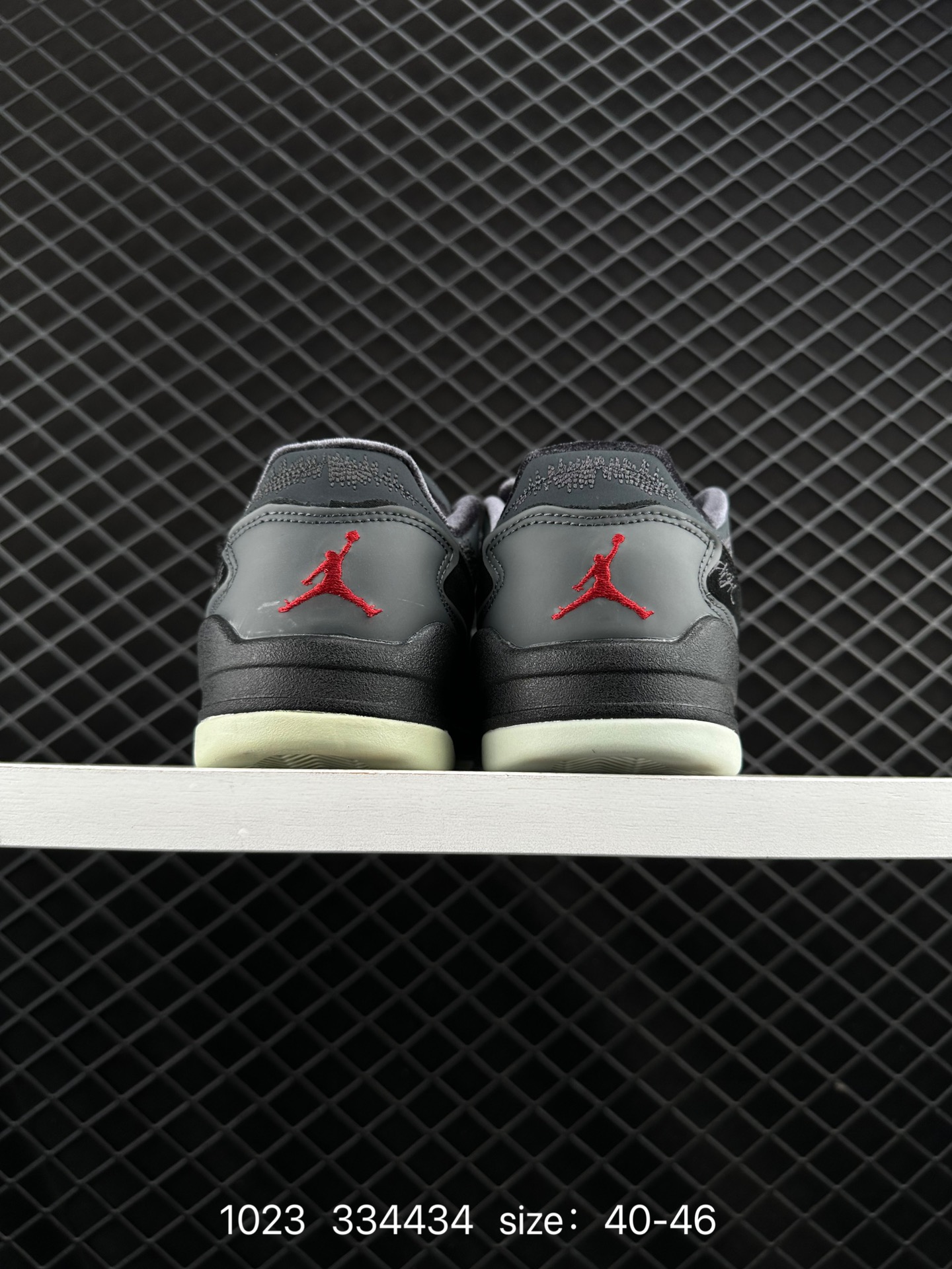 Nike Air Jordan 4 Retro